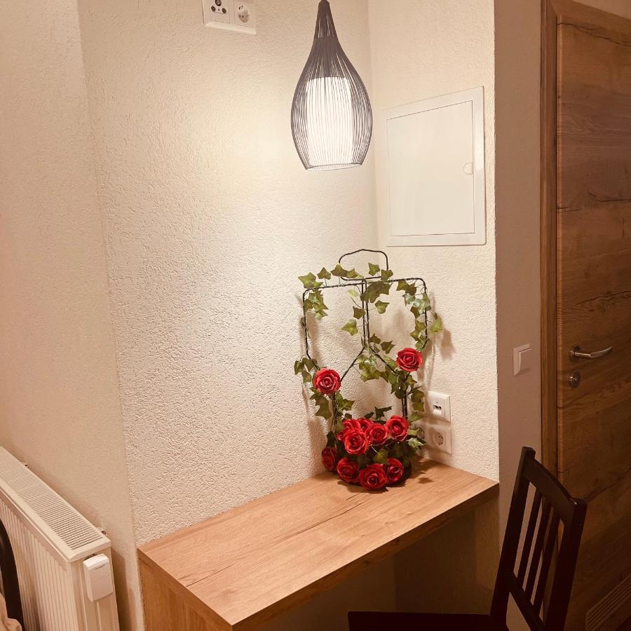 Rose Boardinghouse 24H-7D Self Check-In Automat Otel Grossbottwar Dış mekan fotoğraf